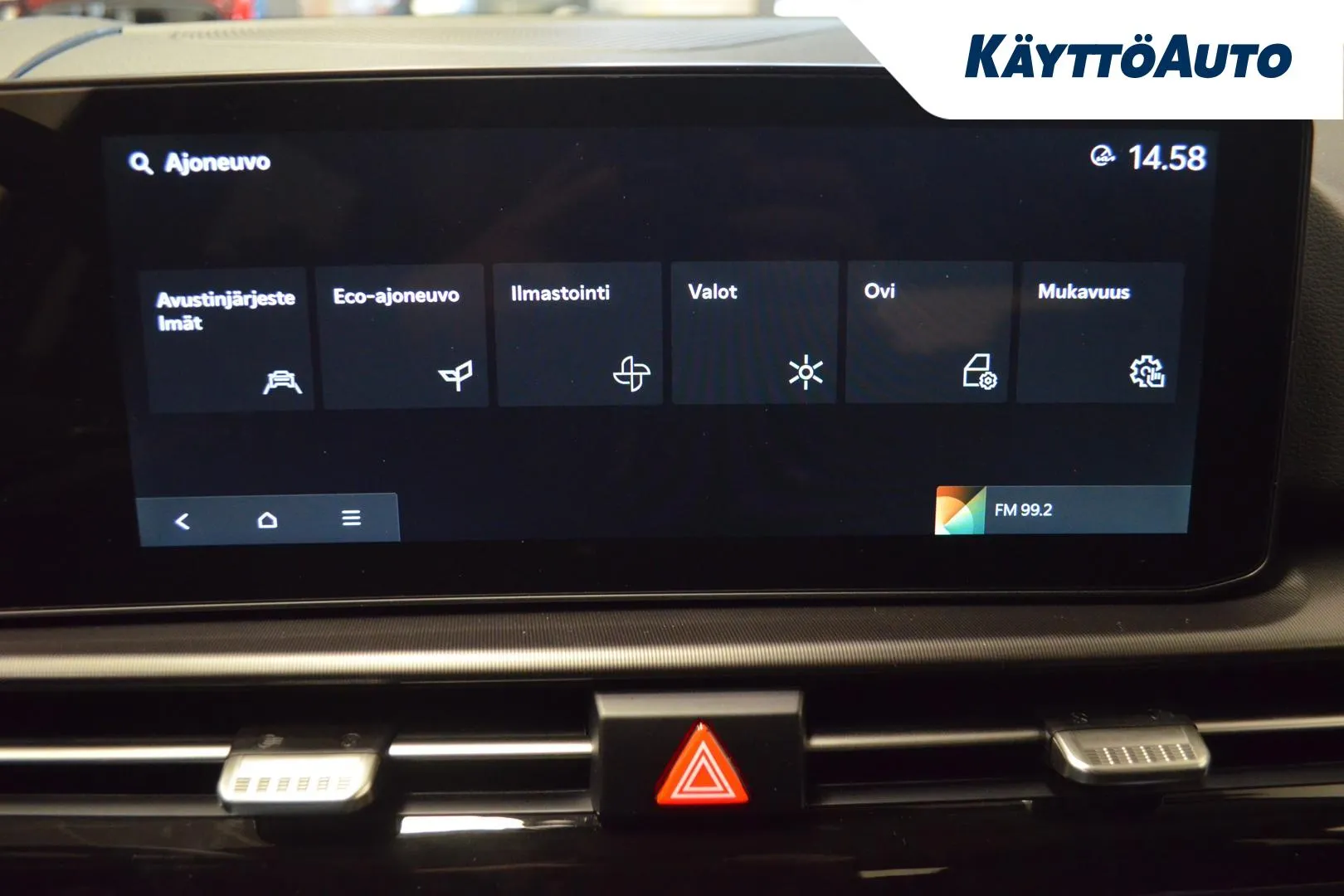 Kia Sportage KXP-399 carousel image