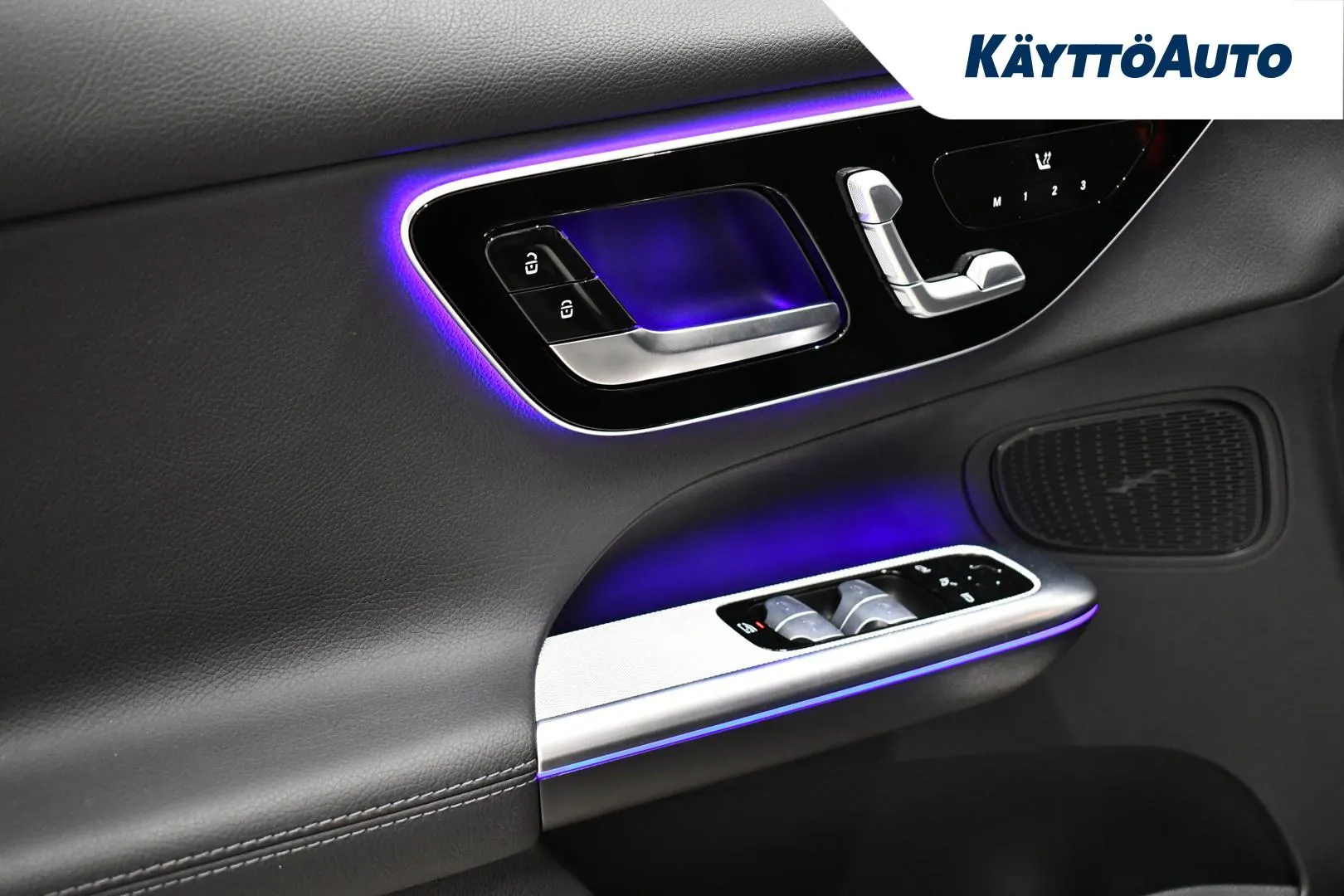 MERCEDES-BENZ GLC FRI-985 carousel image