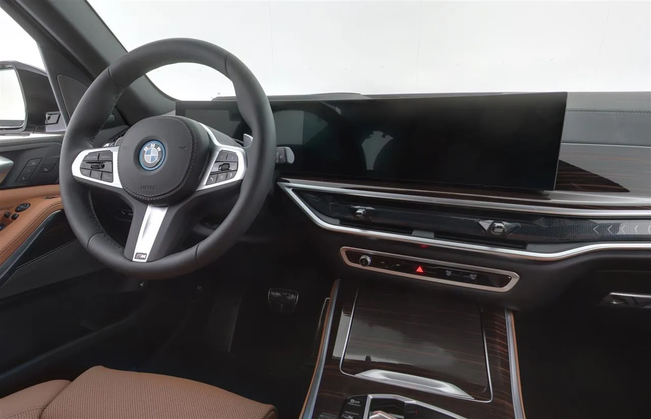 BMW X5 GRP-281 carousel image