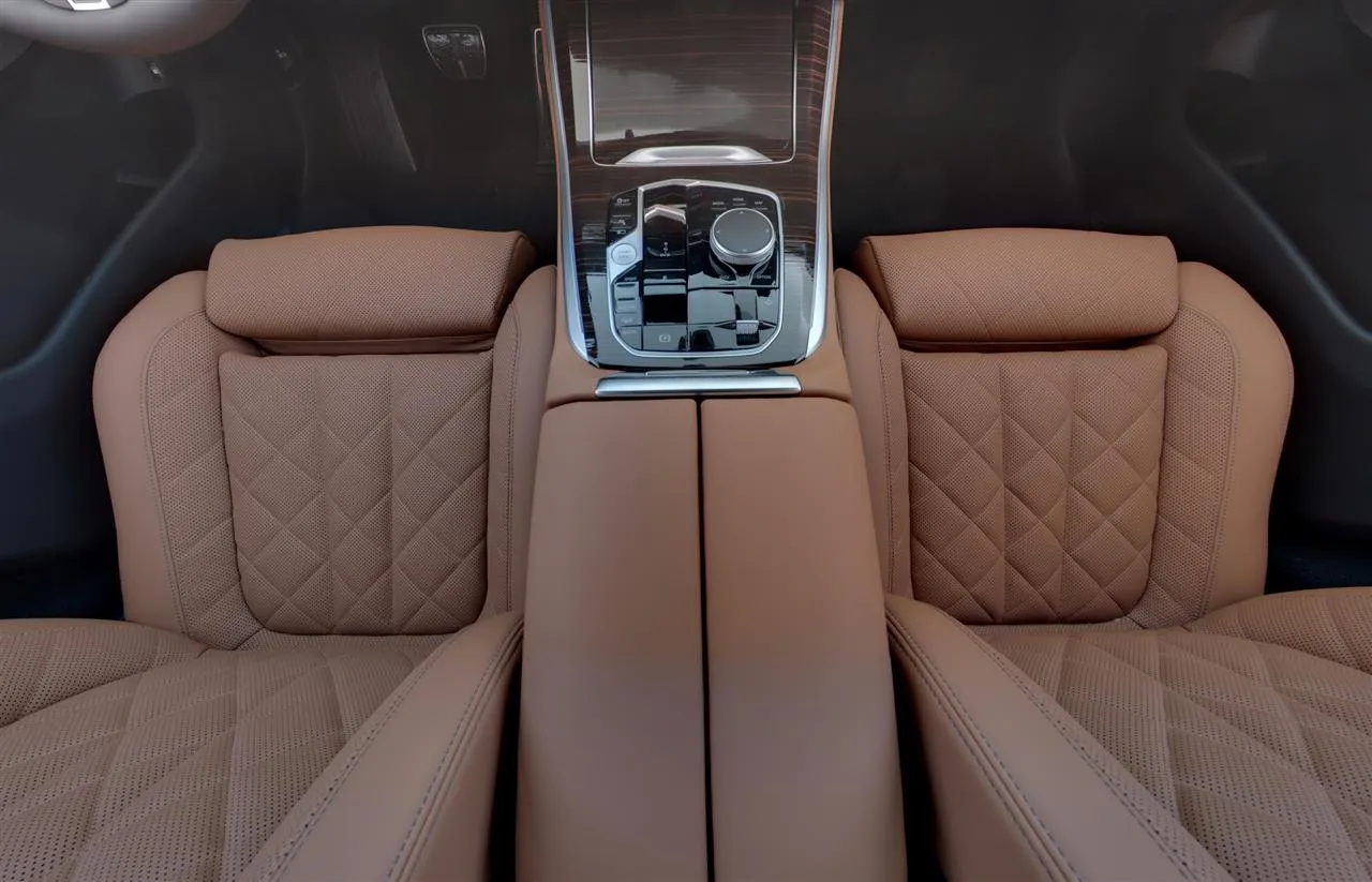 BMW X5 GRP-281 carousel image