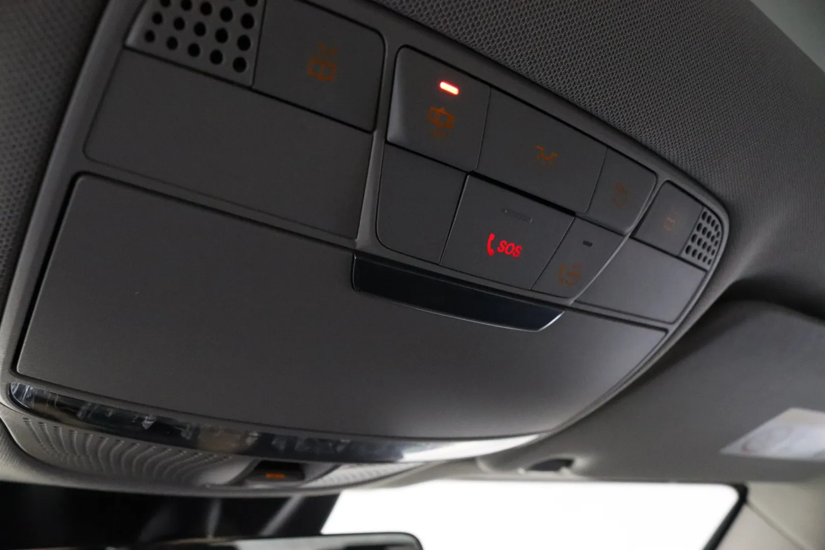 MERCEDES-BENZ GLC OZH-576 carousel image