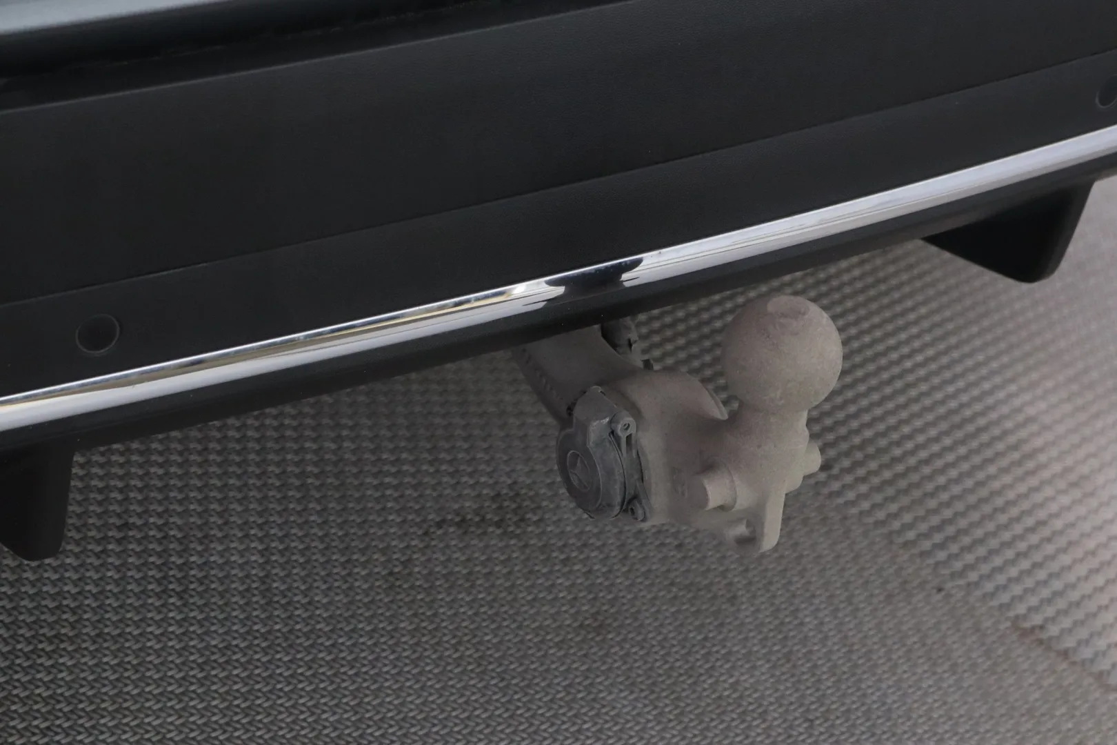 MERCEDES-BENZ GLC OZH-576 carousel image