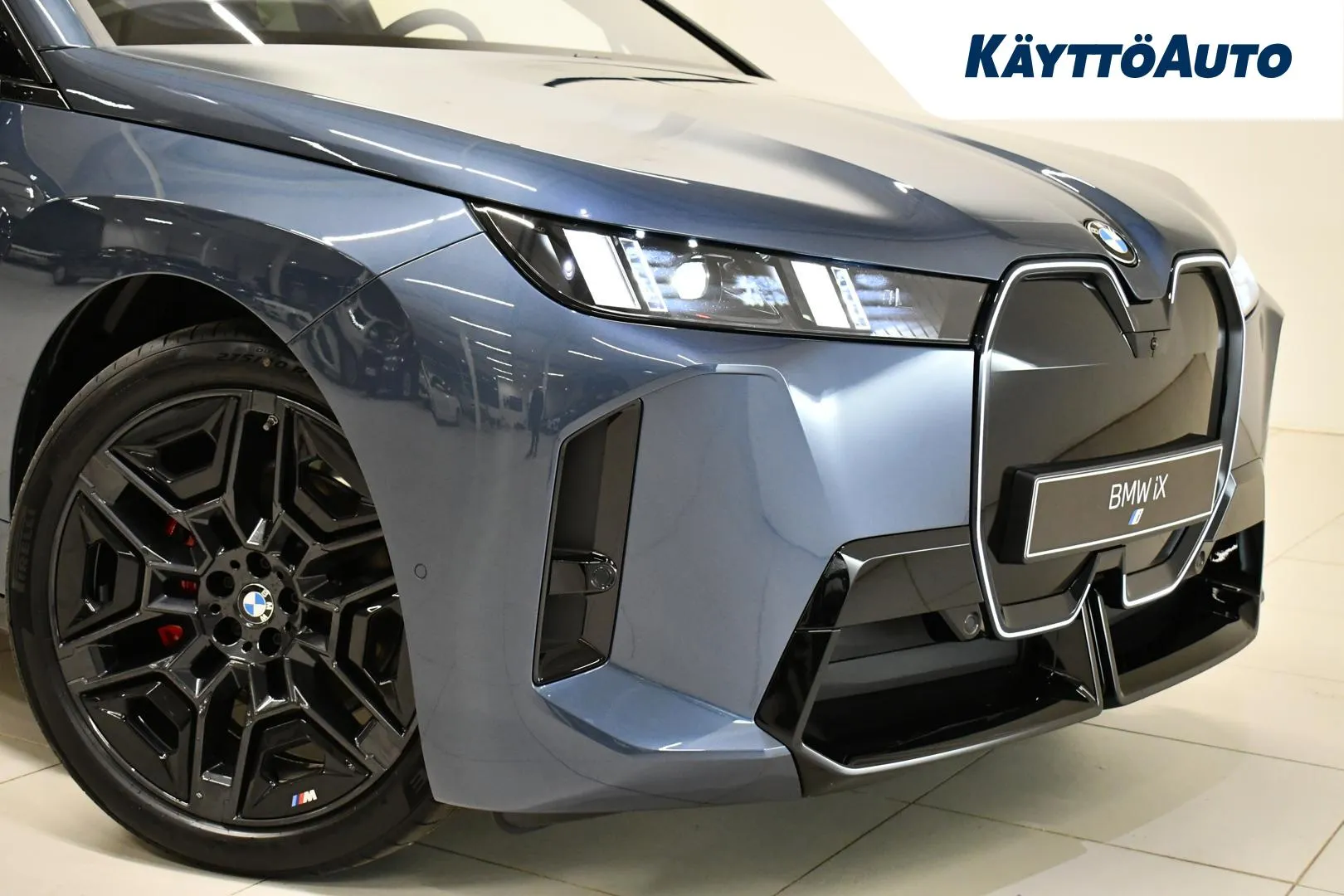 BMW iX LTN-298 carousel image