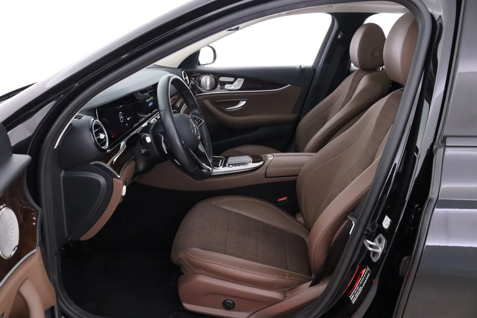 MERCEDES-BENZ E IPE-281 carousel image