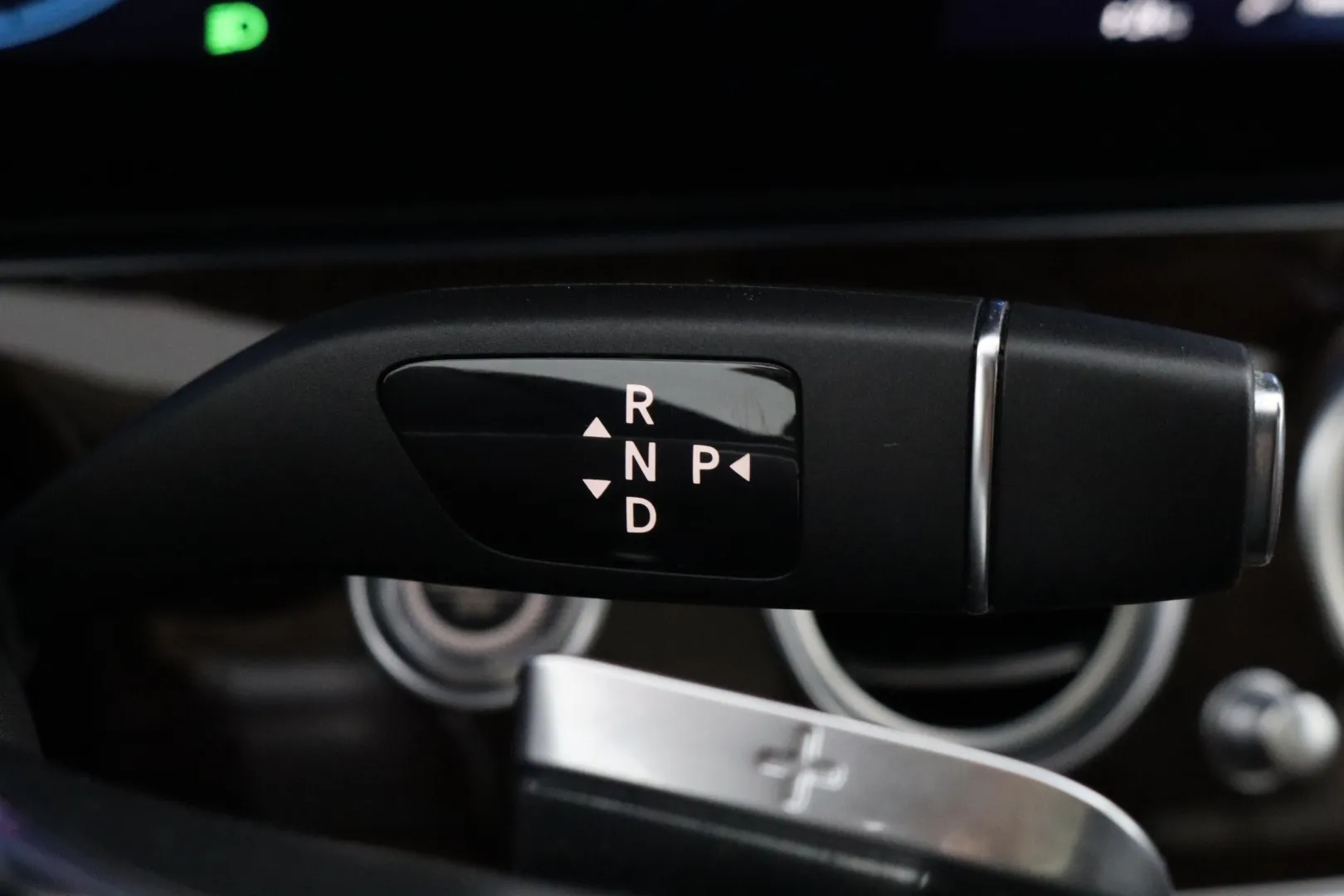 MERCEDES-BENZ E IPE-281 carousel image