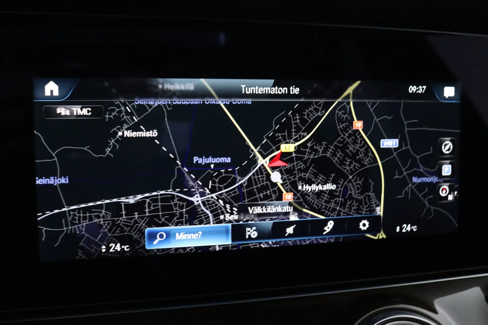 MERCEDES-BENZ E IPE-281 carousel image