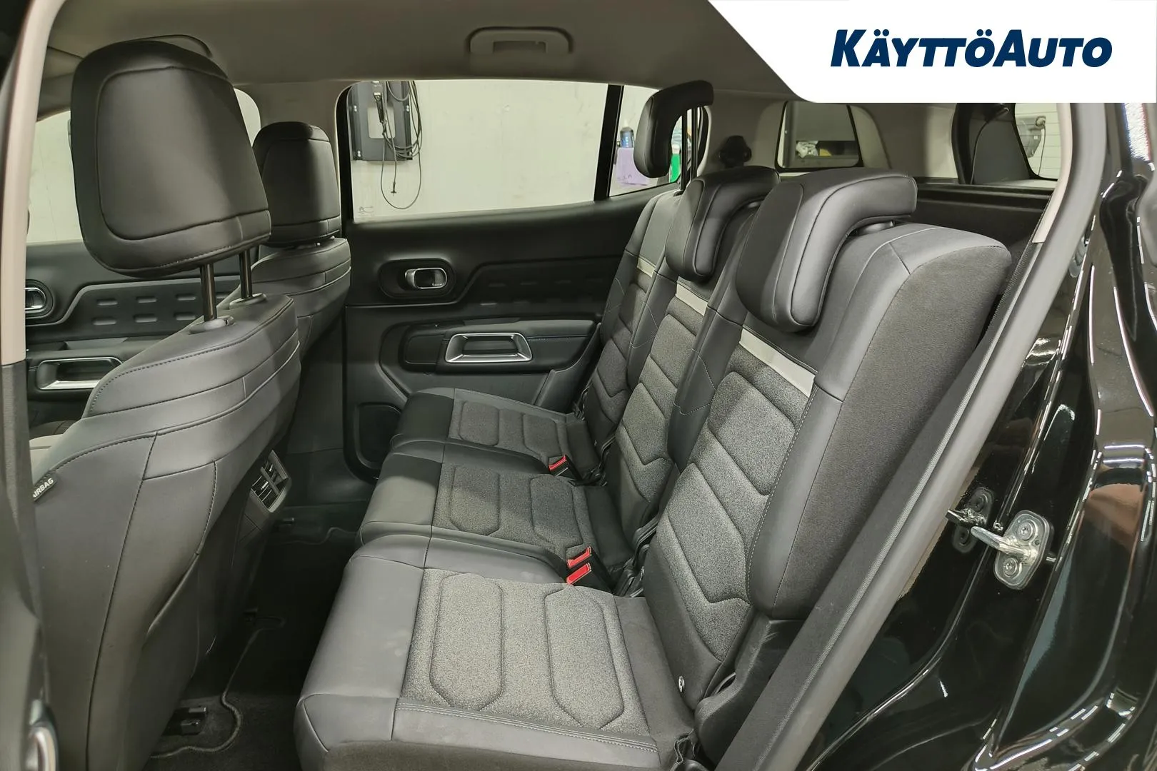 Citroen C5 Aircross RXB-370 carousel image