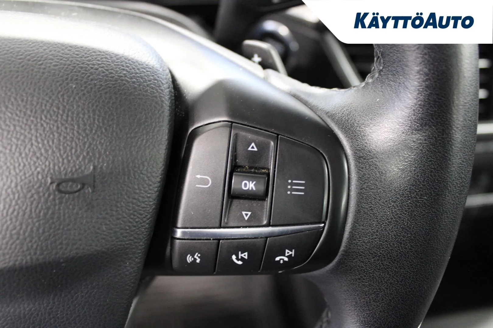 FORD Focus CMR-943 carousel image