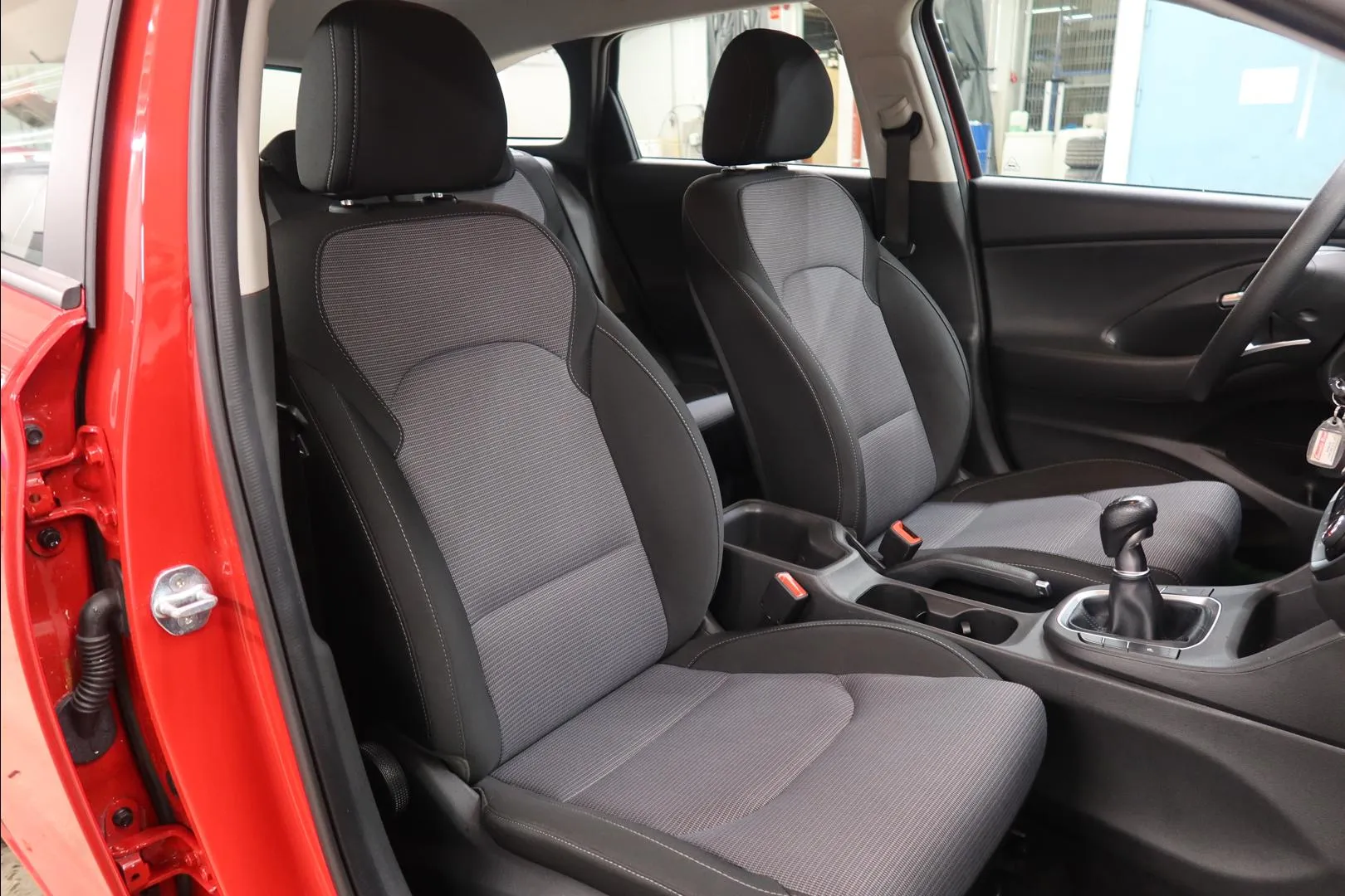 HYUNDAI i30 Wagon MYP-270 carousel image