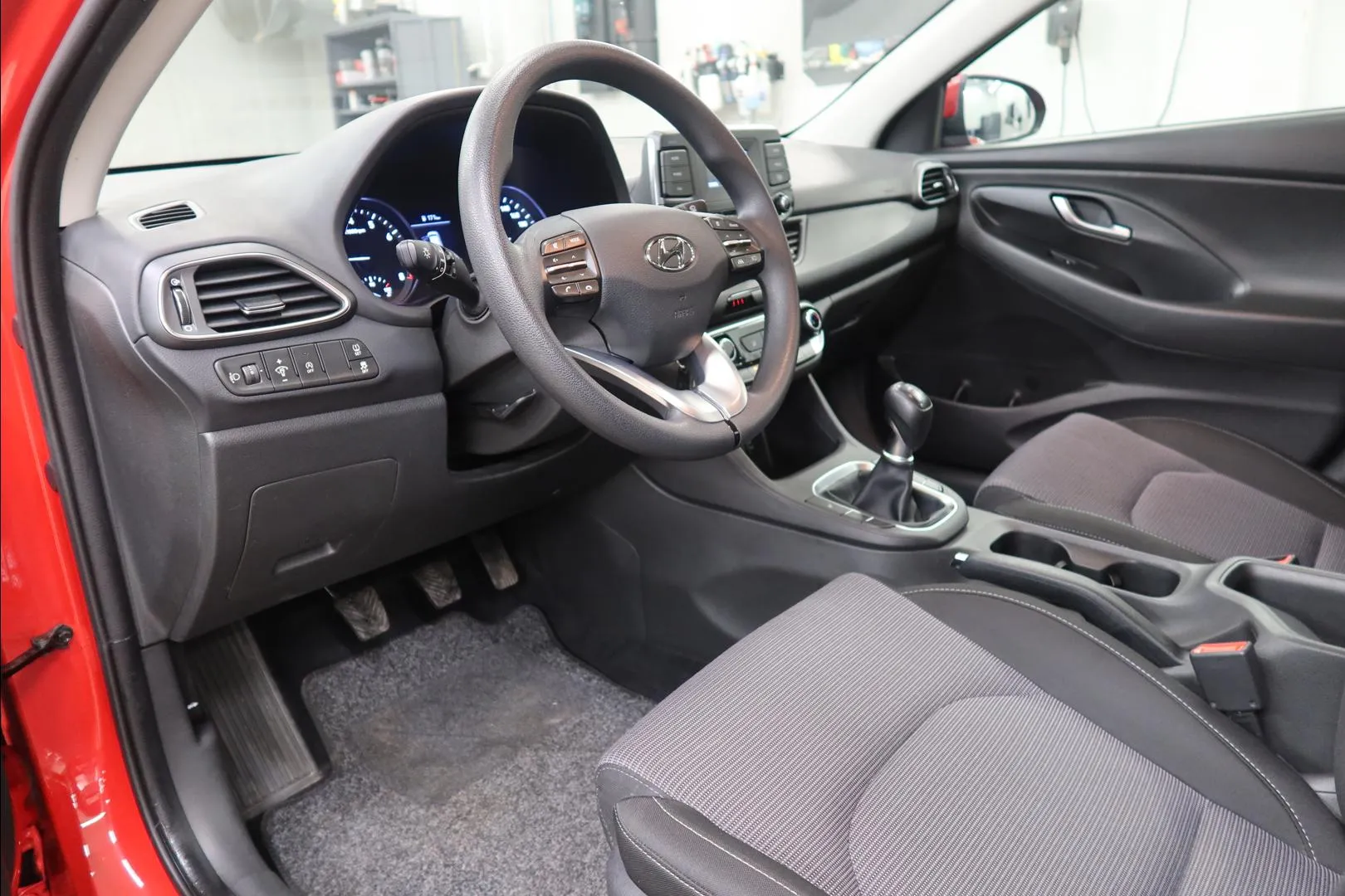 HYUNDAI i30 Wagon MYP-270 carousel image