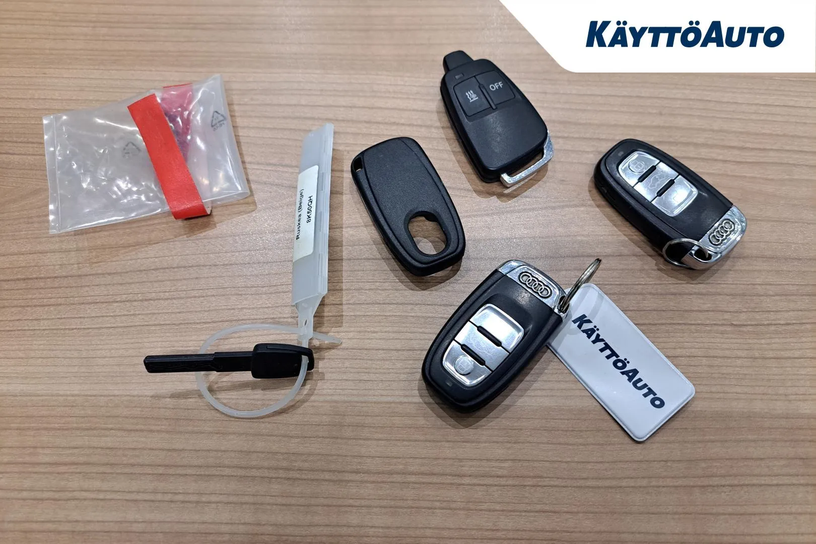 AUDI A4 GIX-139 carousel image