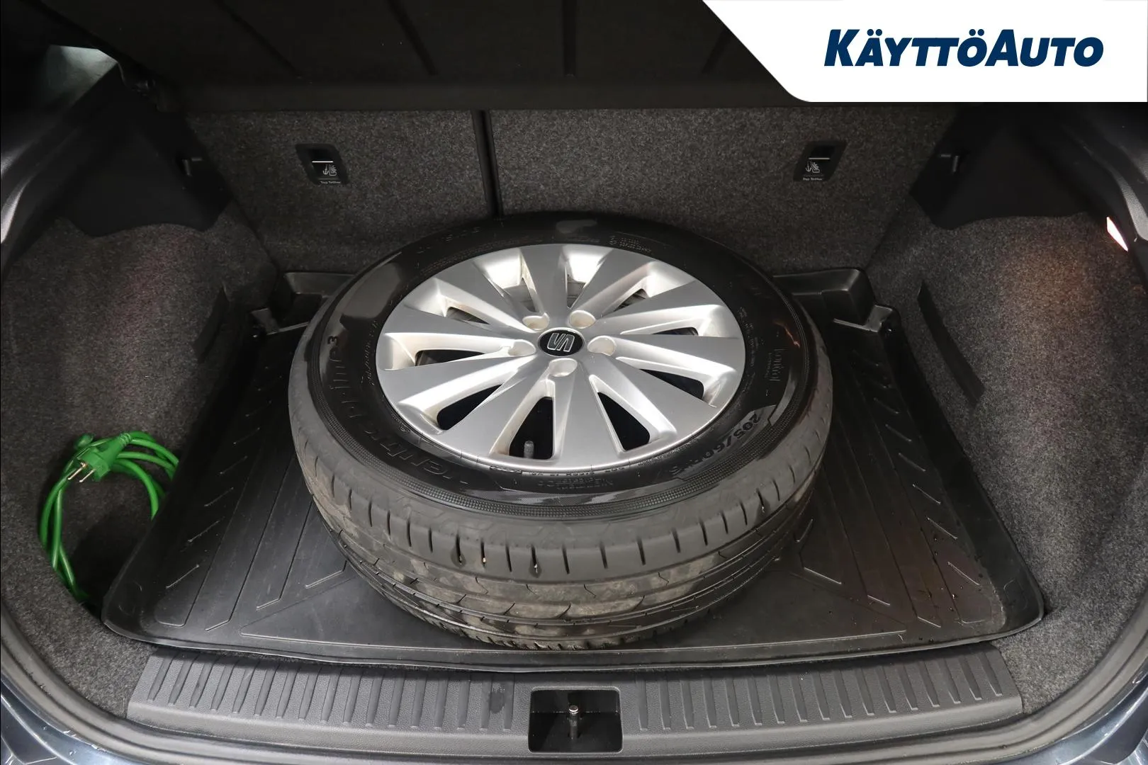 Seat Arona JLI-664 carousel image