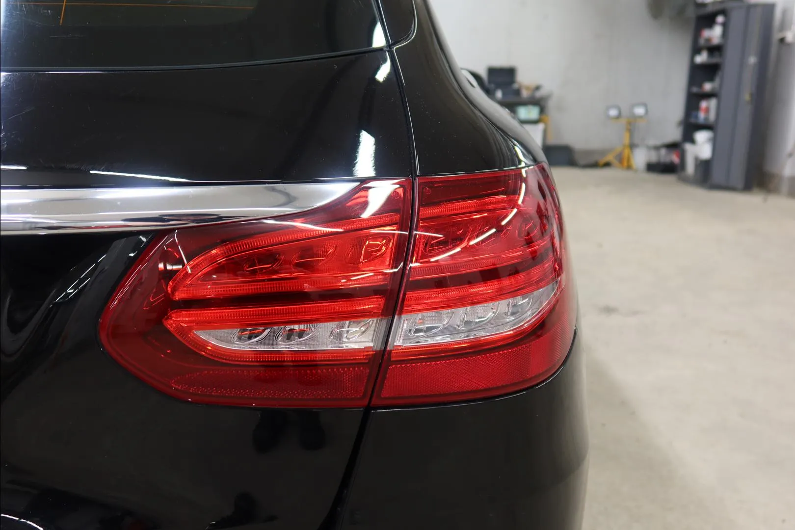 Mercedes-Benz C OVN-603 carousel image