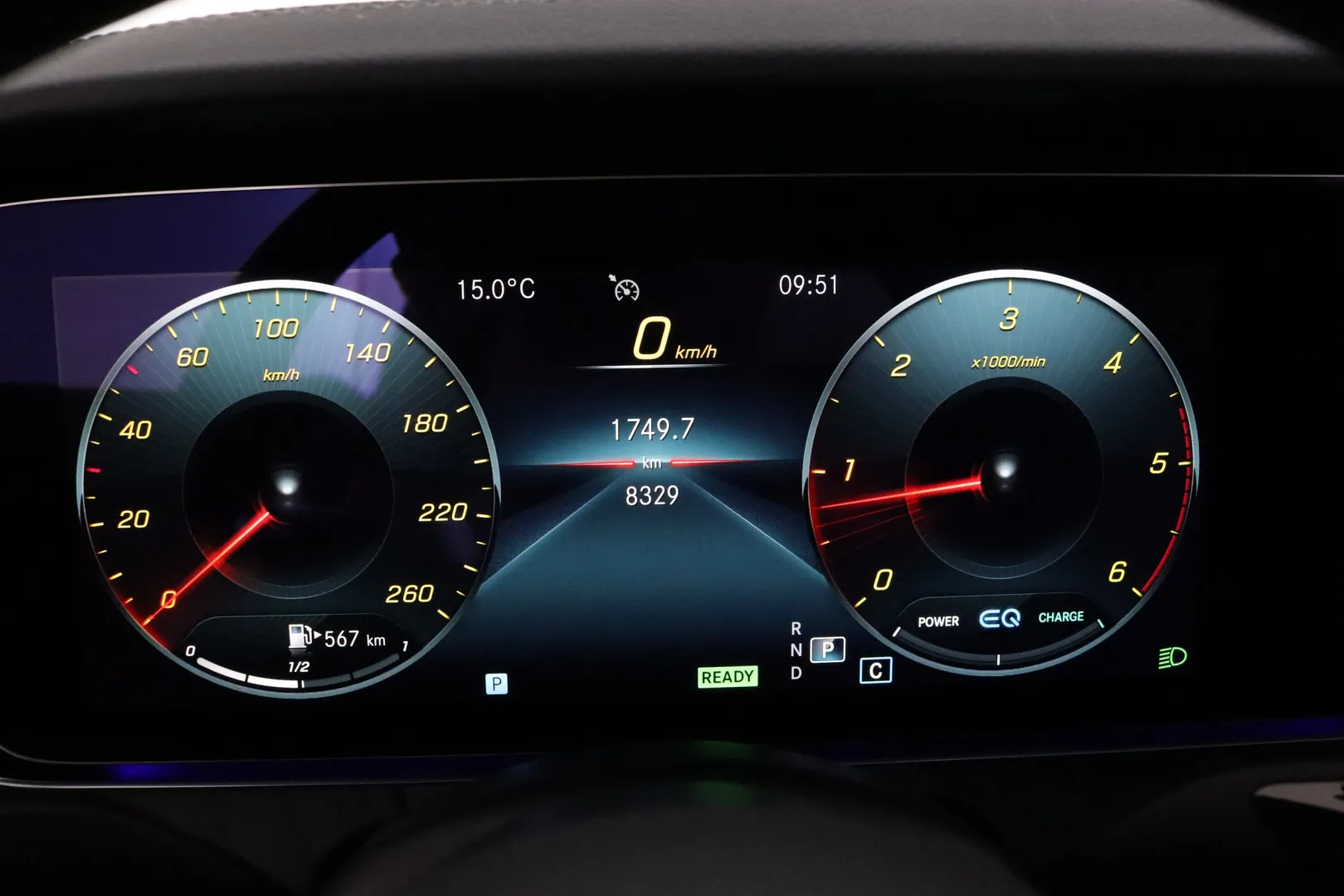 MERCEDES-BENZ E OZK-927 carousel image