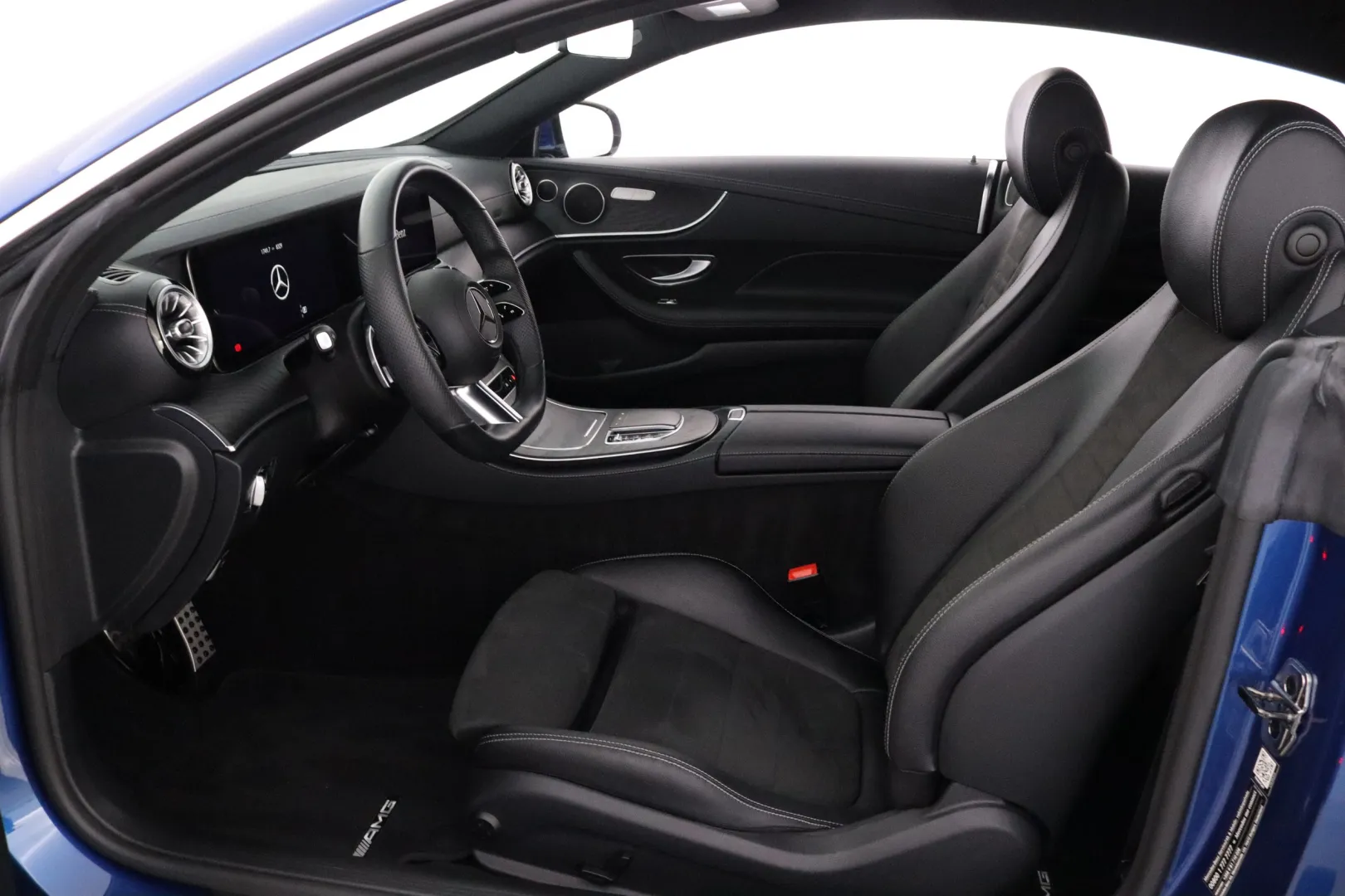 MERCEDES-BENZ E OZK-927 carousel image