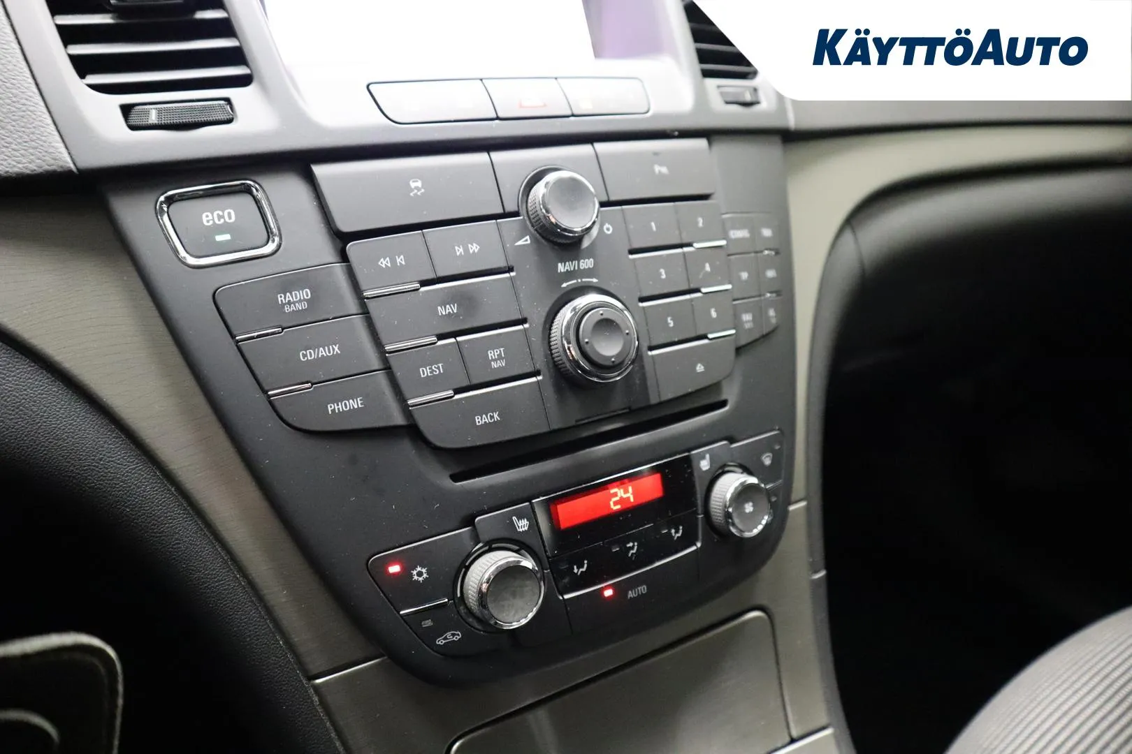 OPEL Insignia YVZ-605 carousel image