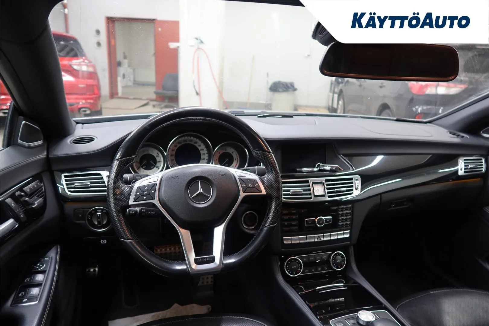 Mercedes-Benz CLS MLM-326 carousel image