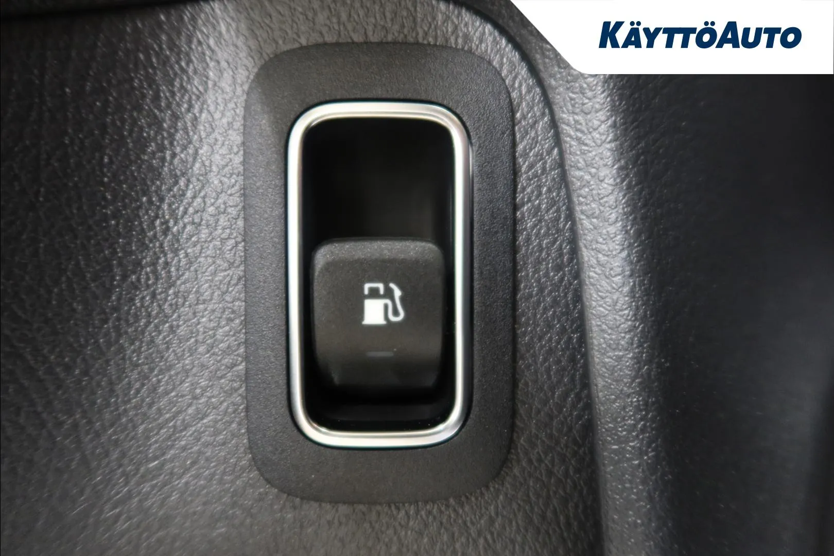 Mercedes-Benz CLA ZPP-443 carousel image