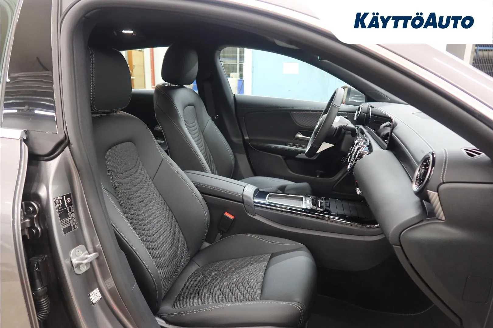 Mercedes-Benz CLA ZPP-443 carousel image