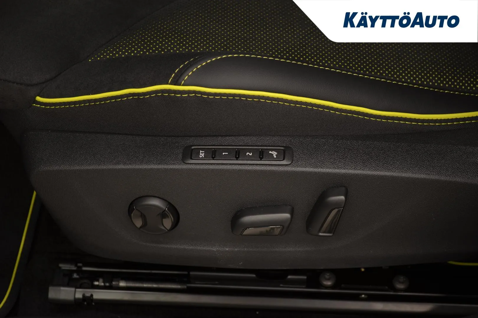 Skoda Elroq LTM-161 carousel image