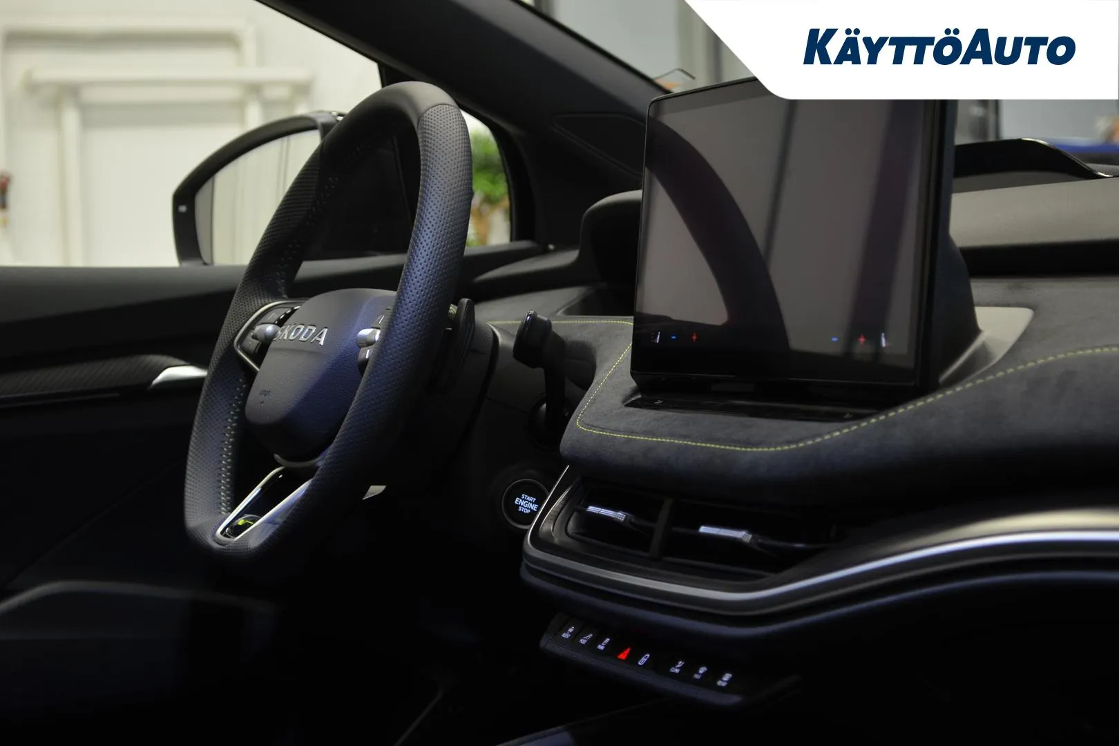 Skoda Elroq LTM-161 carousel image