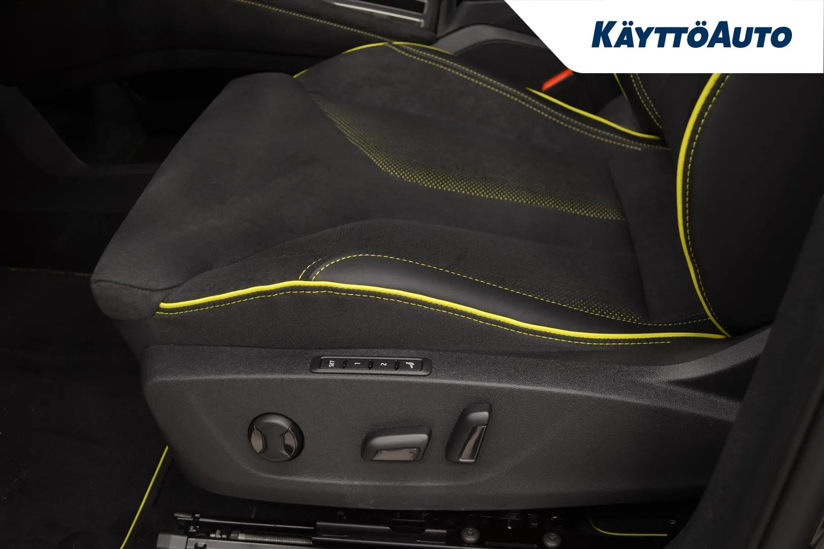 Skoda Elroq LTM-161 carousel image