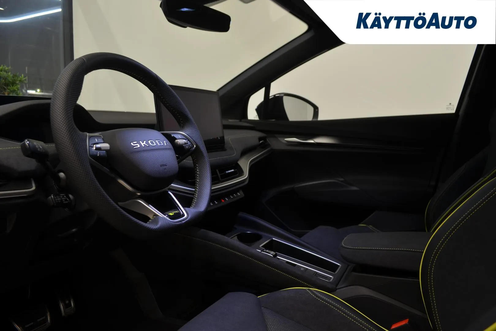 Skoda Elroq LTM-161 carousel image