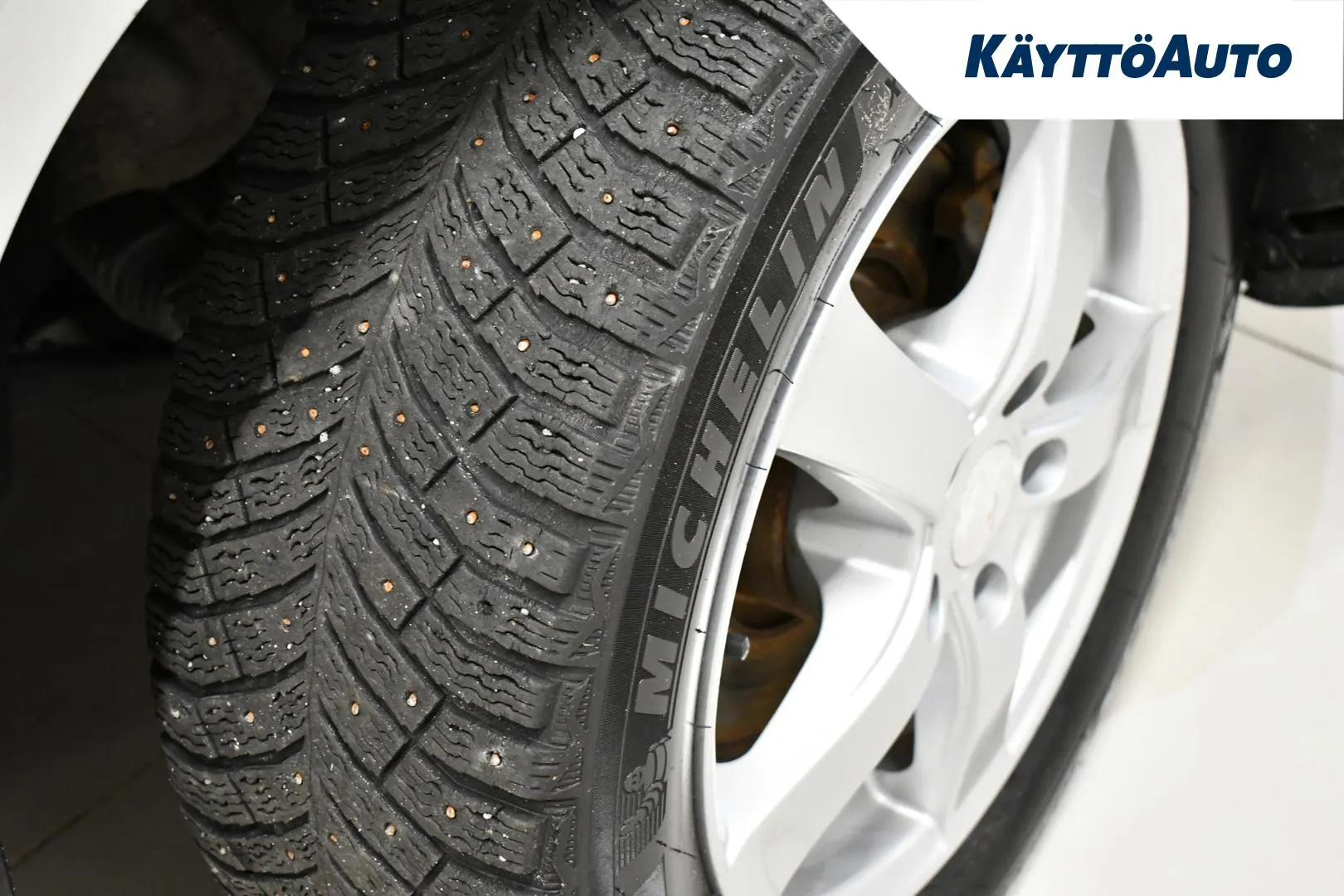 SKODA Karoq CLJ-183 carousel image