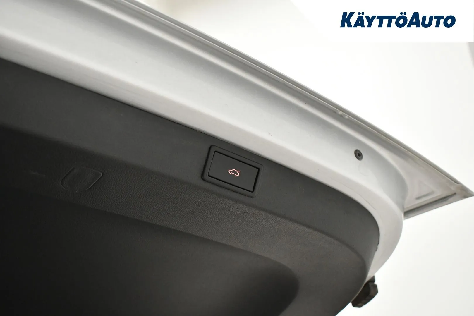 SKODA Karoq CLJ-183 carousel image