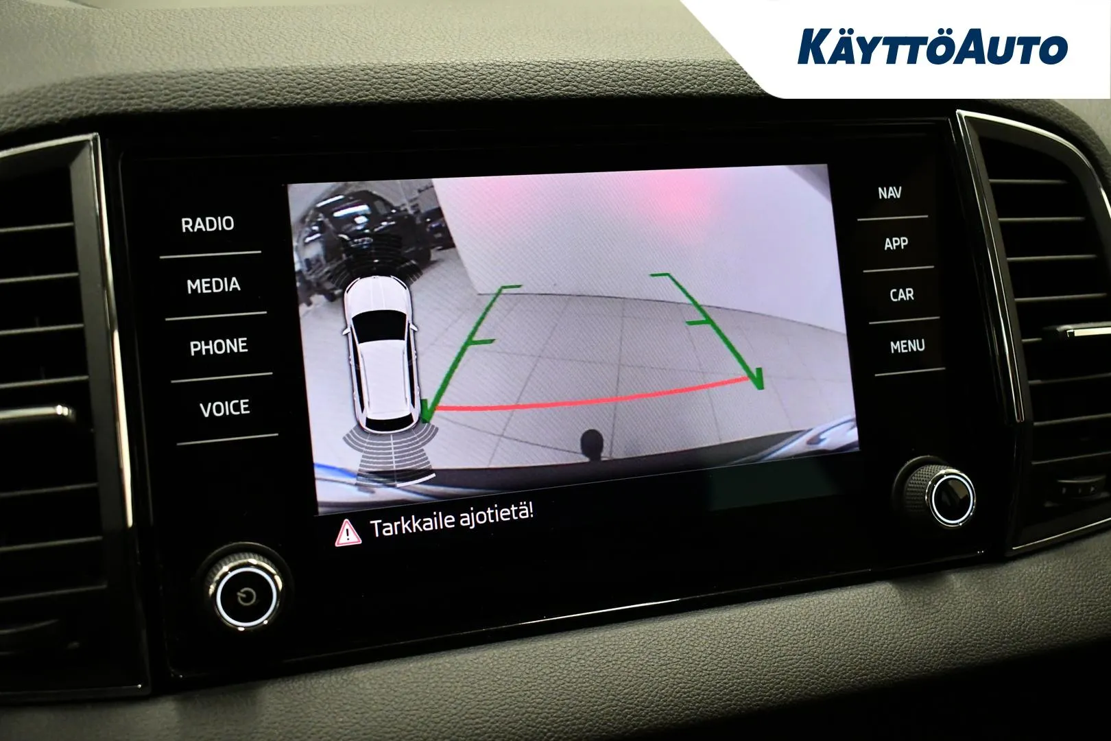 SKODA Karoq CLJ-183 carousel image