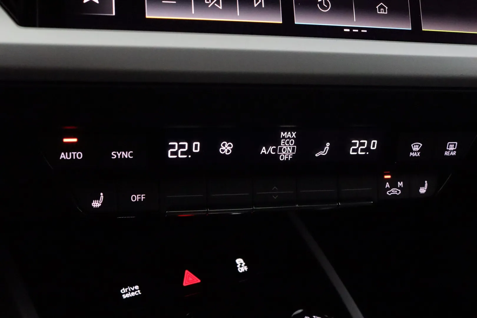 Audi Q4 e-tron NOG-207 carousel image