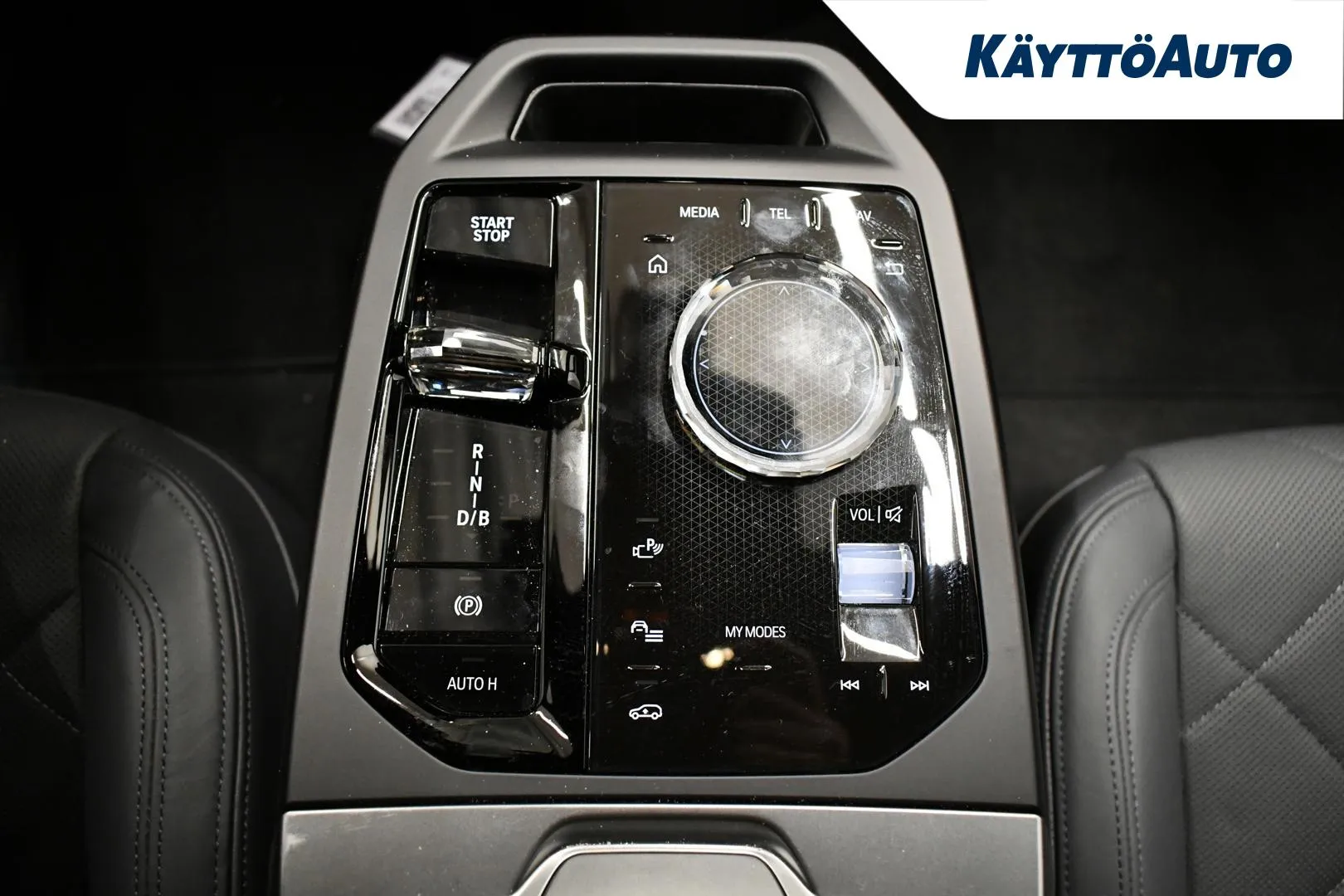 BMW iX GRJ-802 carousel image