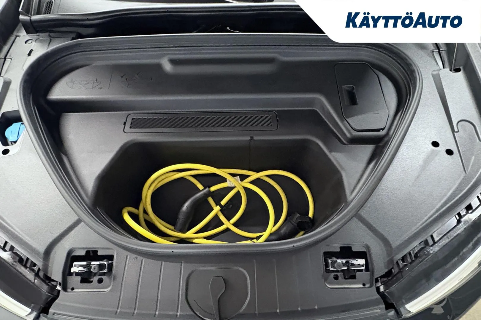 AUDI Q6 e-tron LSS-472 carousel image