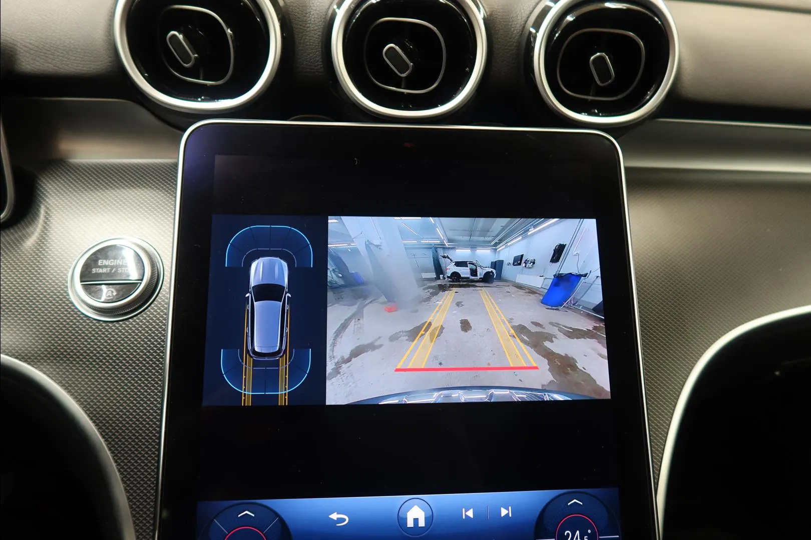 Mercedes-Benz C ZZG-634 carousel image