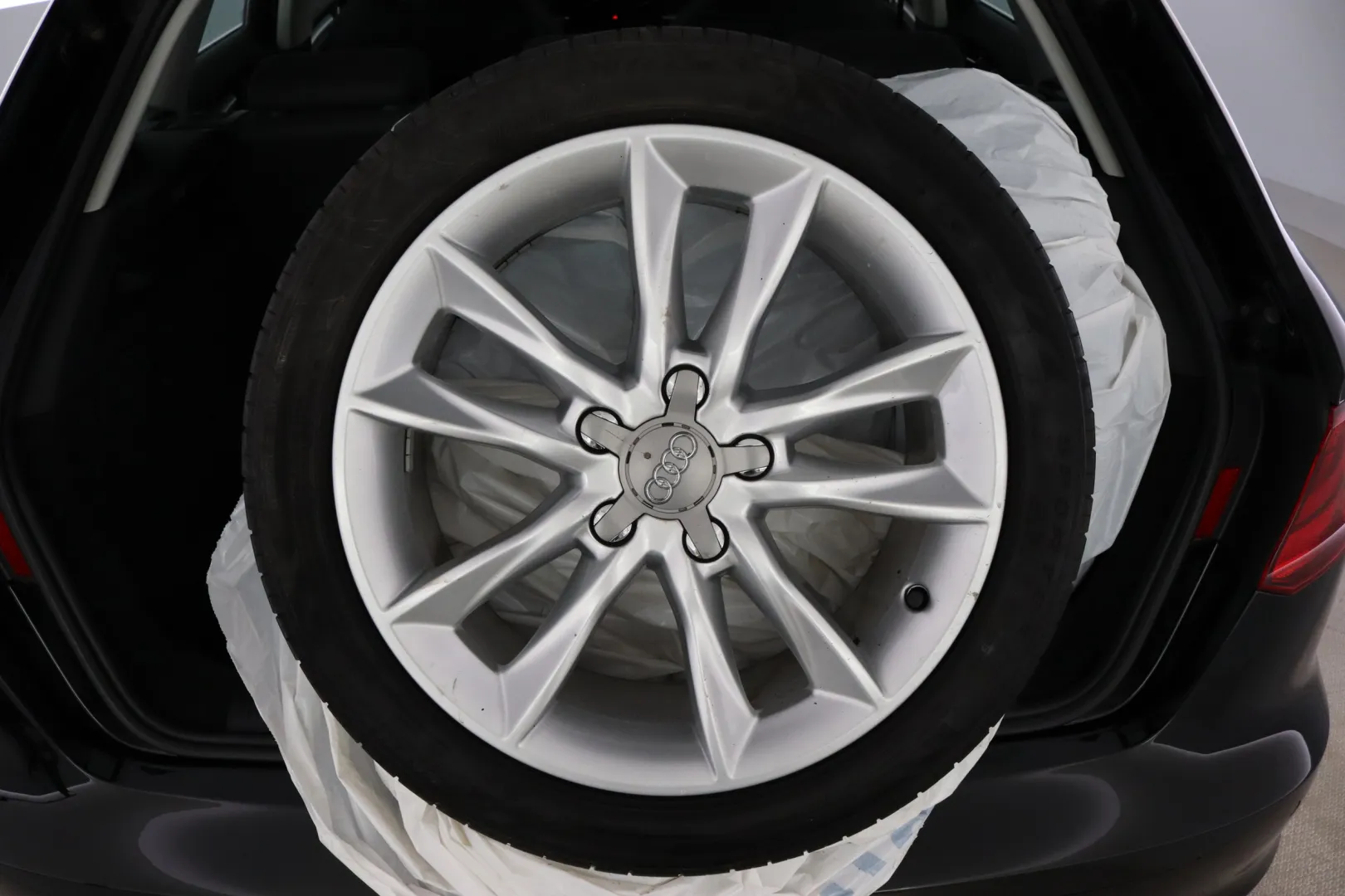 AUDI A3 NLE-105 carousel image