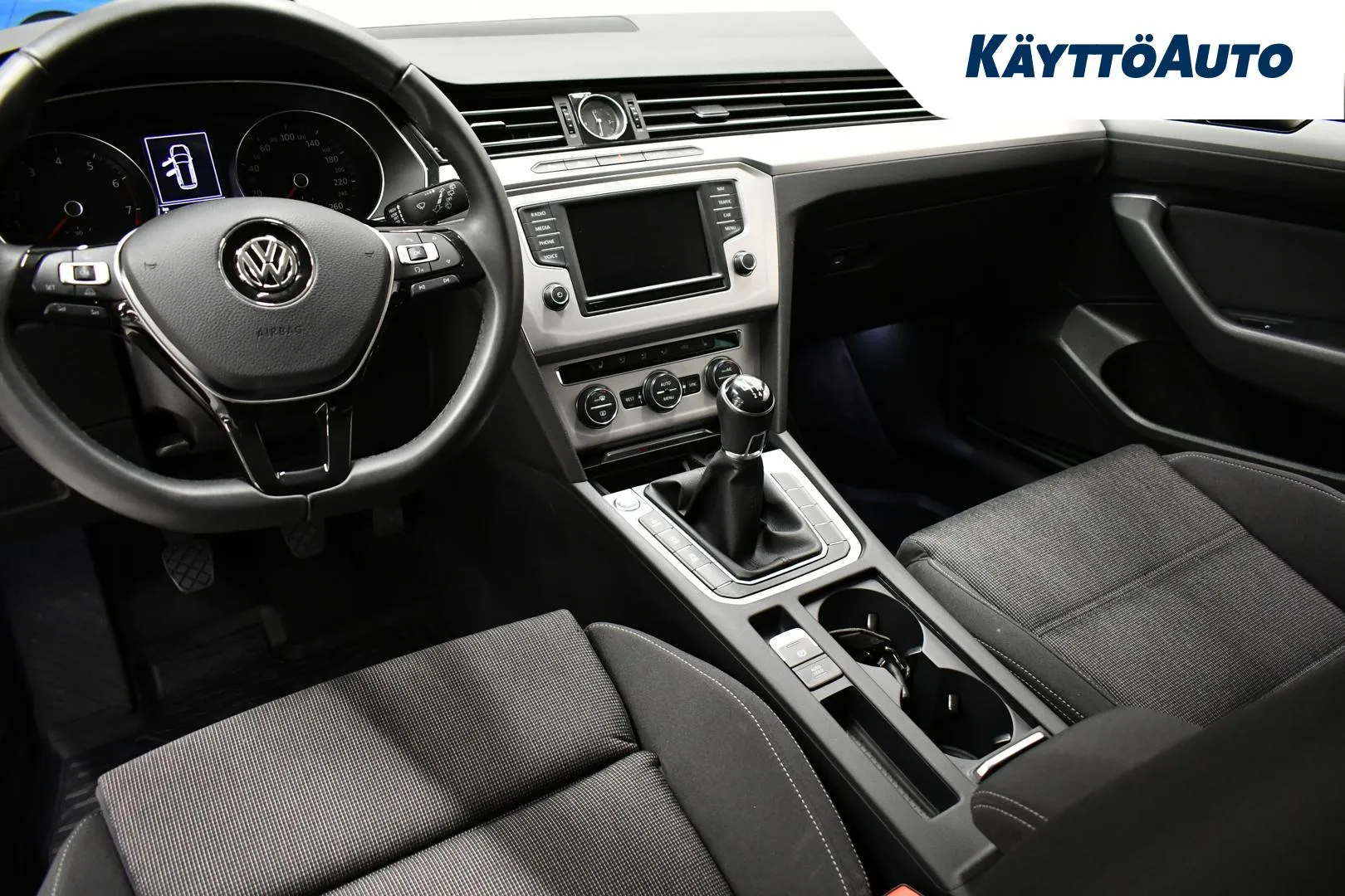 VOLKSWAGEN Passat JKF-344 carousel image