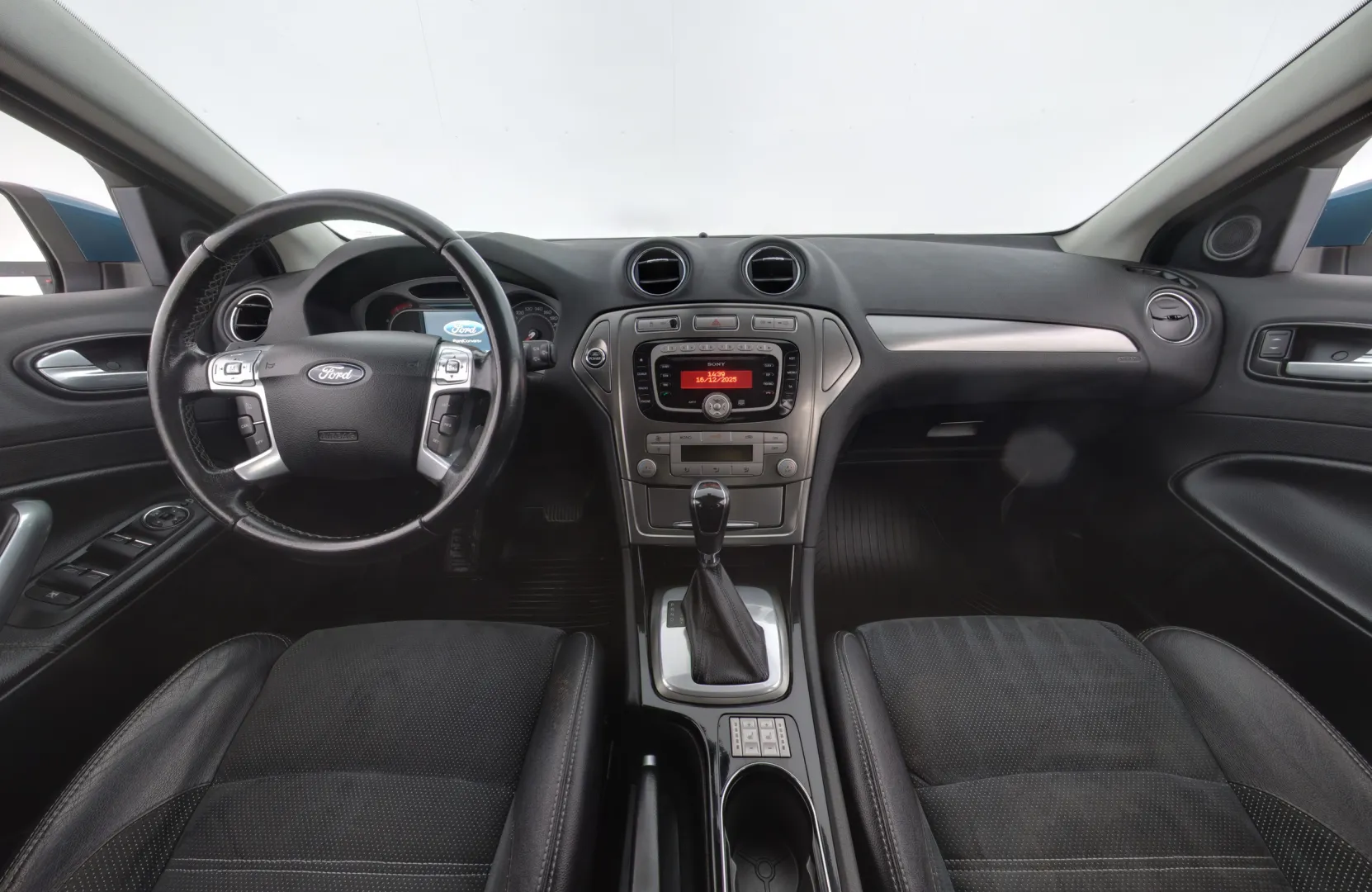 FORD Mondeo SMO-586 carousel image