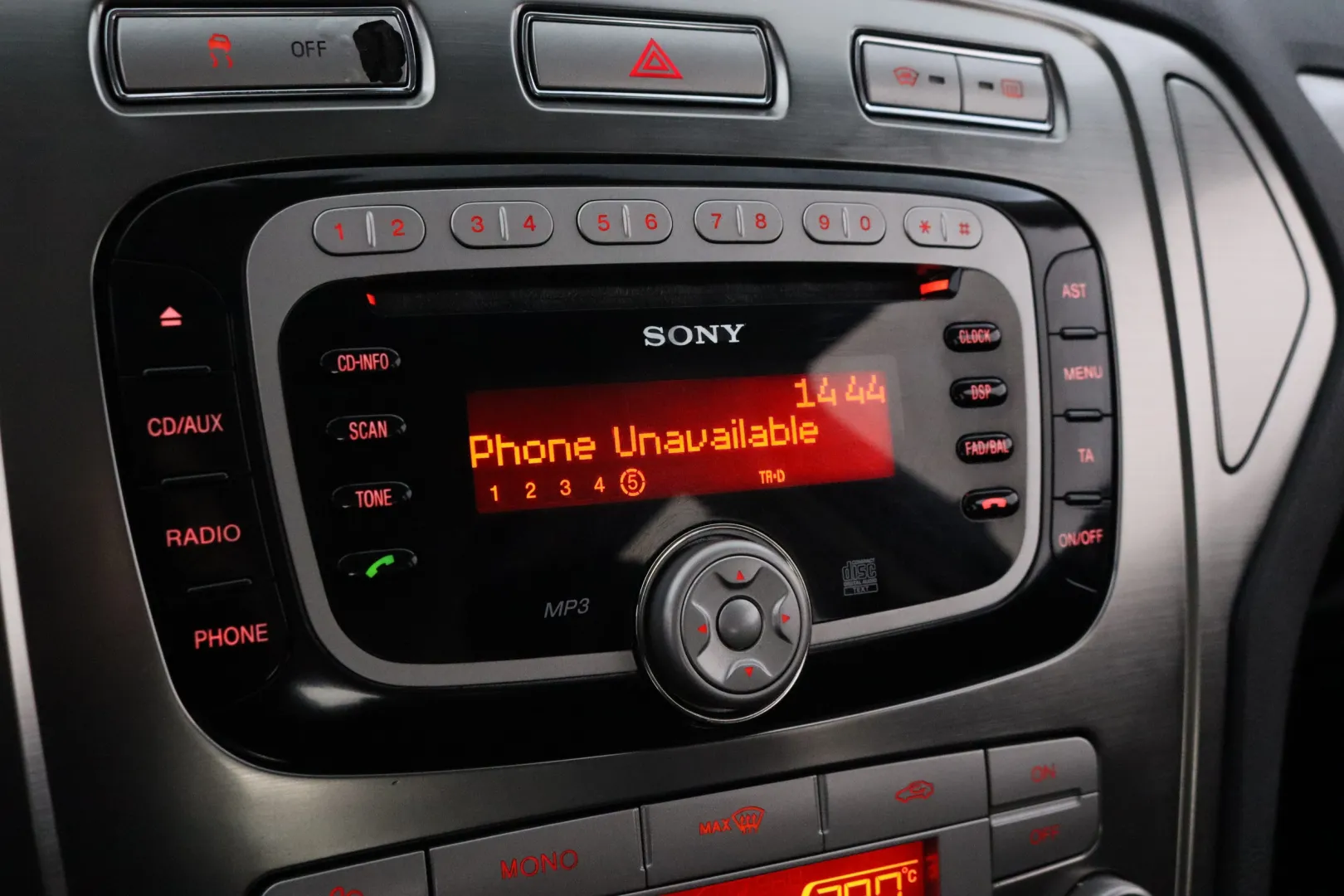 FORD Mondeo SMO-586 carousel image