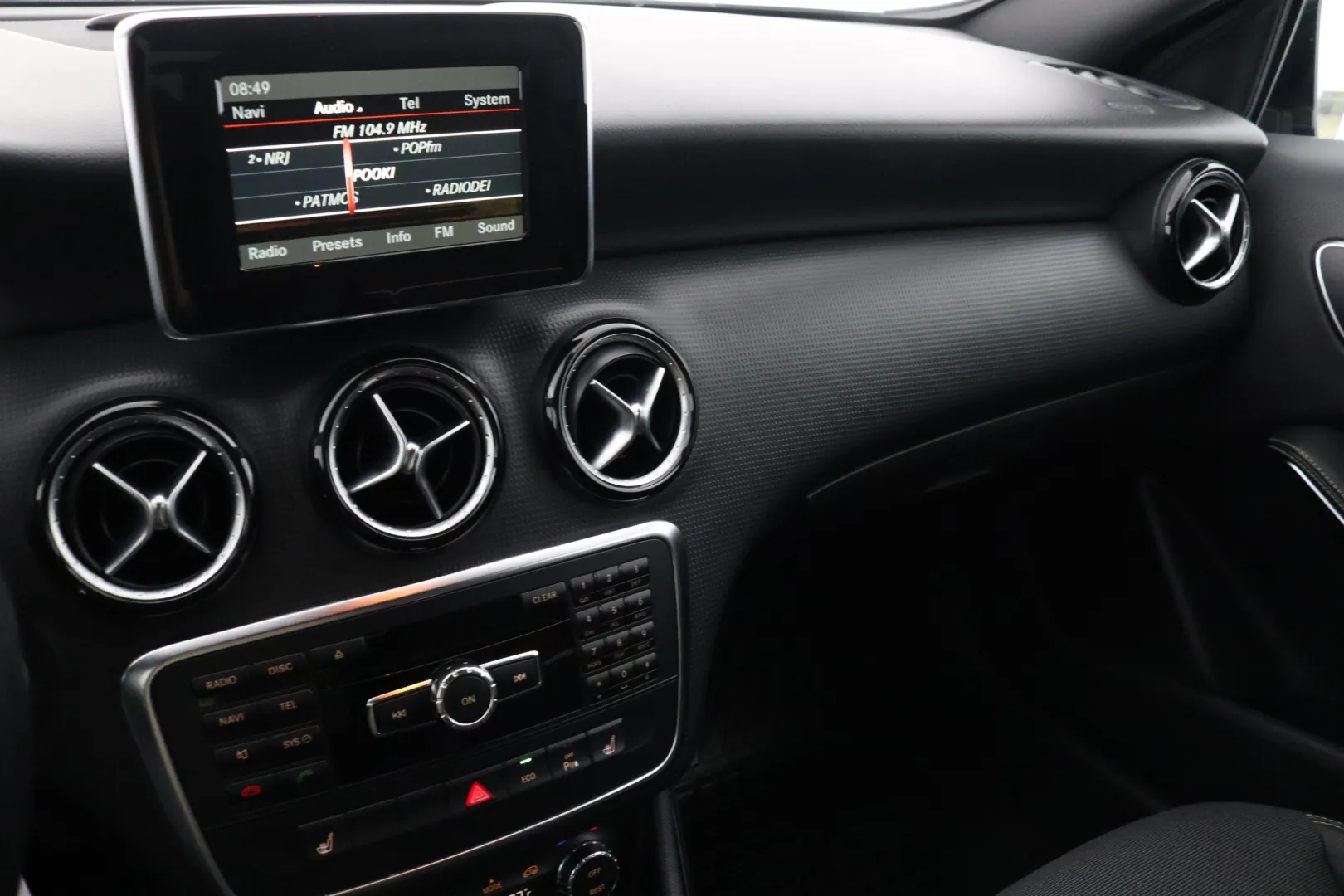 Mercedes-Benz A NLH-211 carousel image