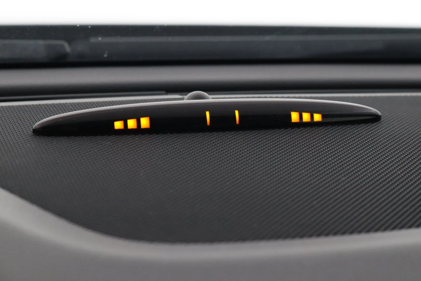 Mercedes-Benz A NLH-211 carousel image