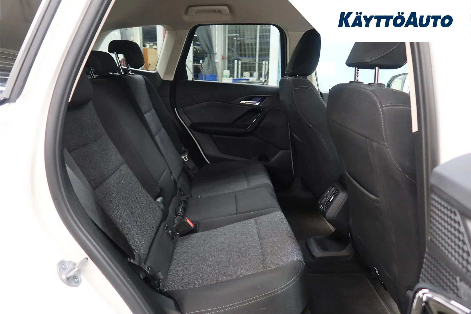 BMW iX1 GRC-775 carousel image