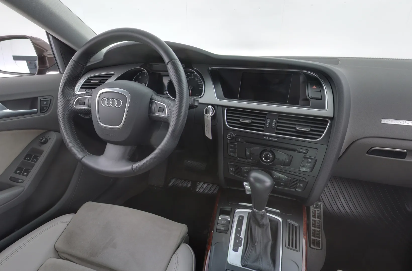 AUDI A5 TNZ-622 carousel image