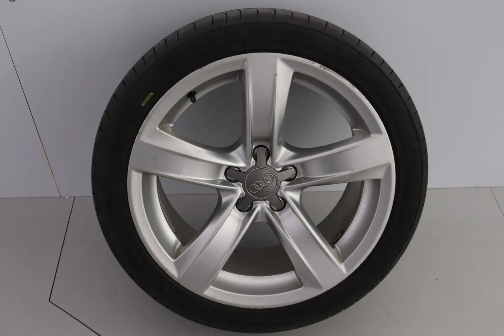 AUDI A5 TNZ-622 carousel image