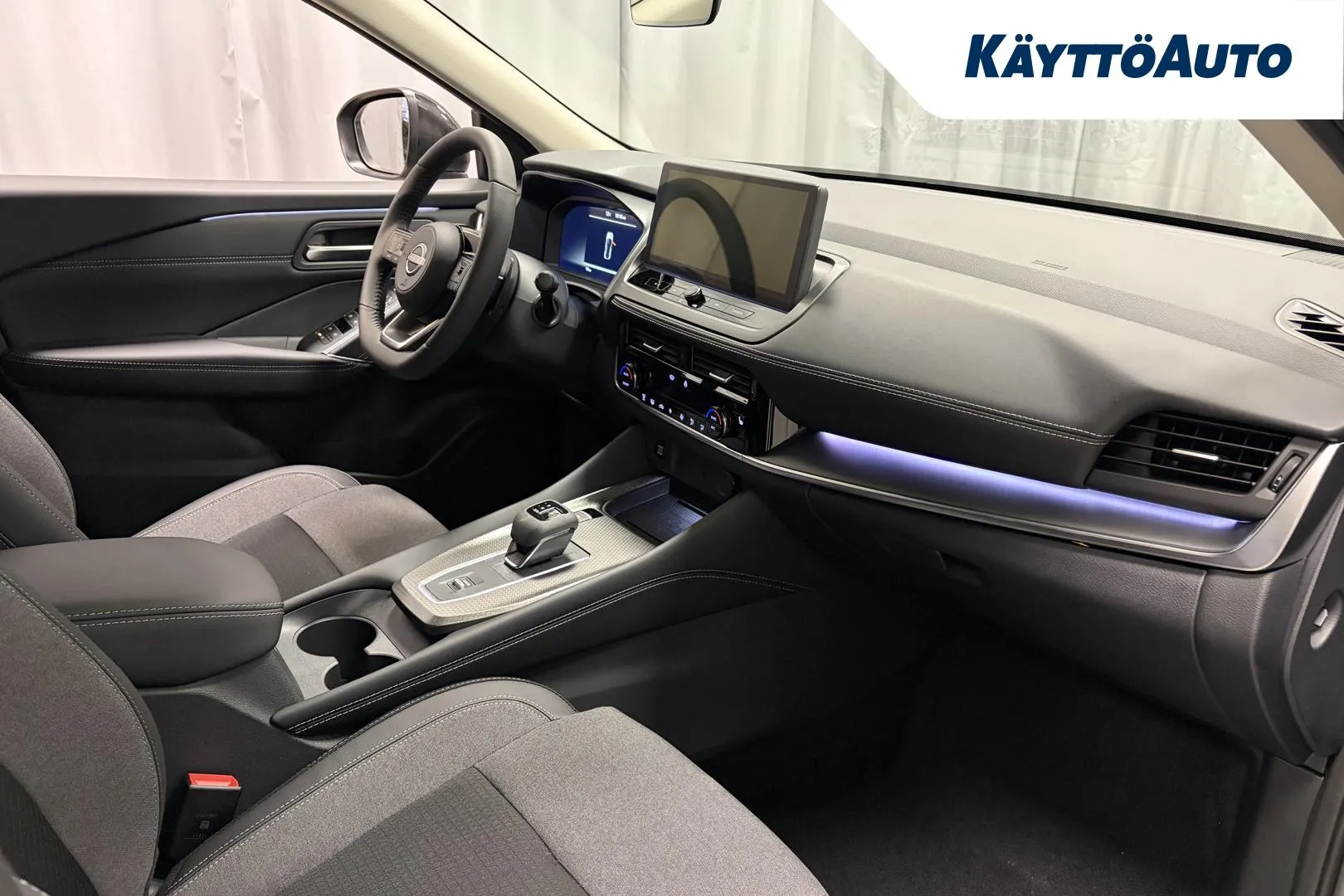 Nissan Qashqai FSR-819 carousel image