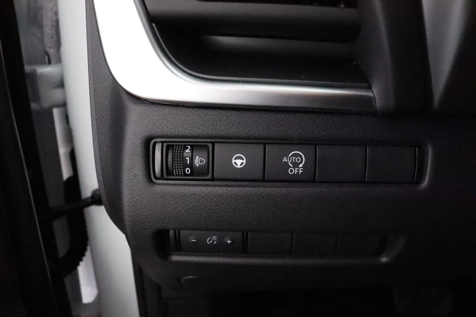 Nissan Qashqai RXE-842 carousel image