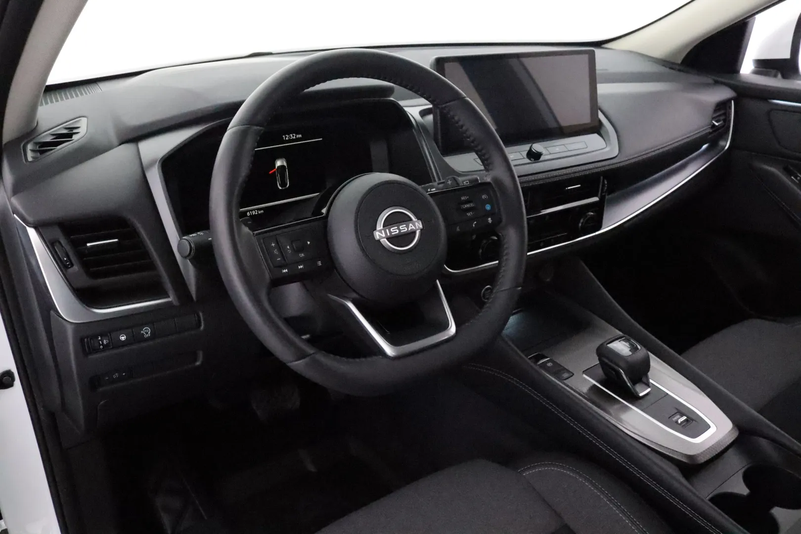 Nissan Qashqai RXE-842 carousel image