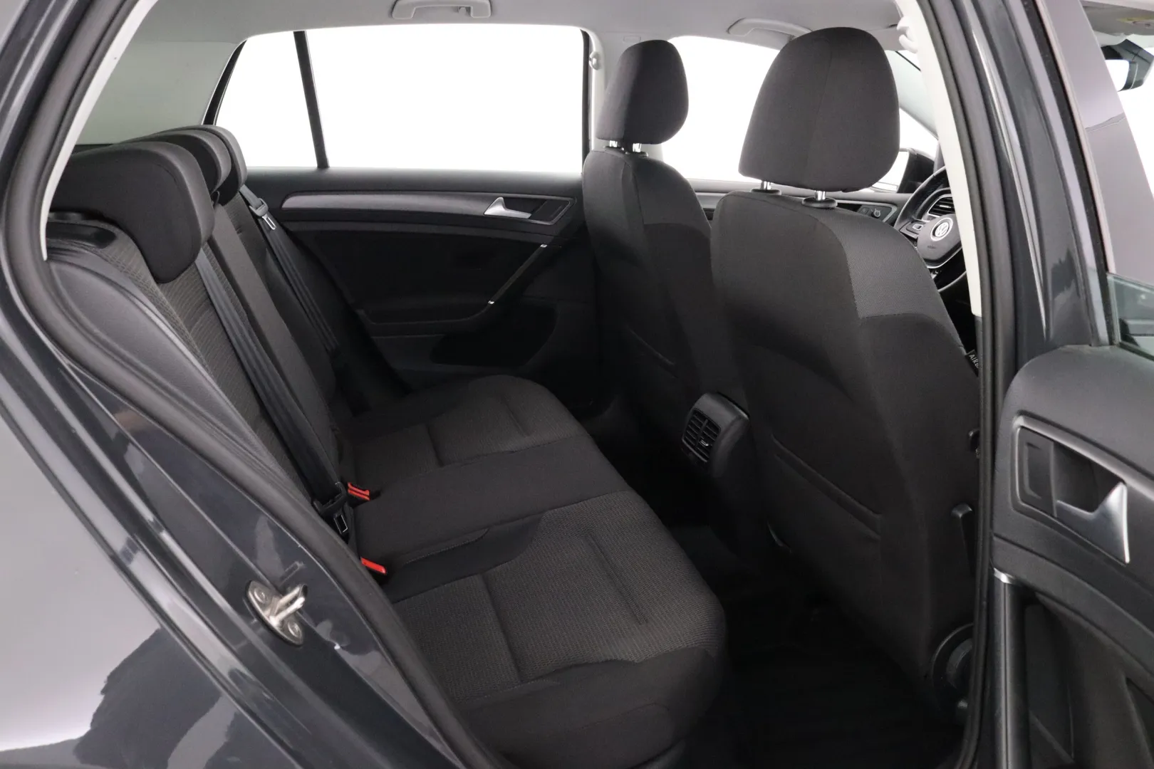 VOLKSWAGEN Golf GPC-986 carousel image