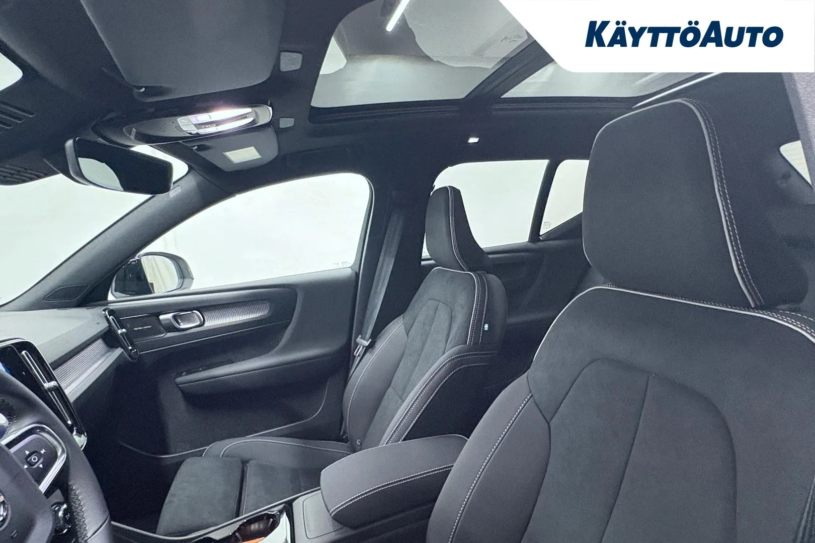 Volvo EX40 KXP-707 carousel image