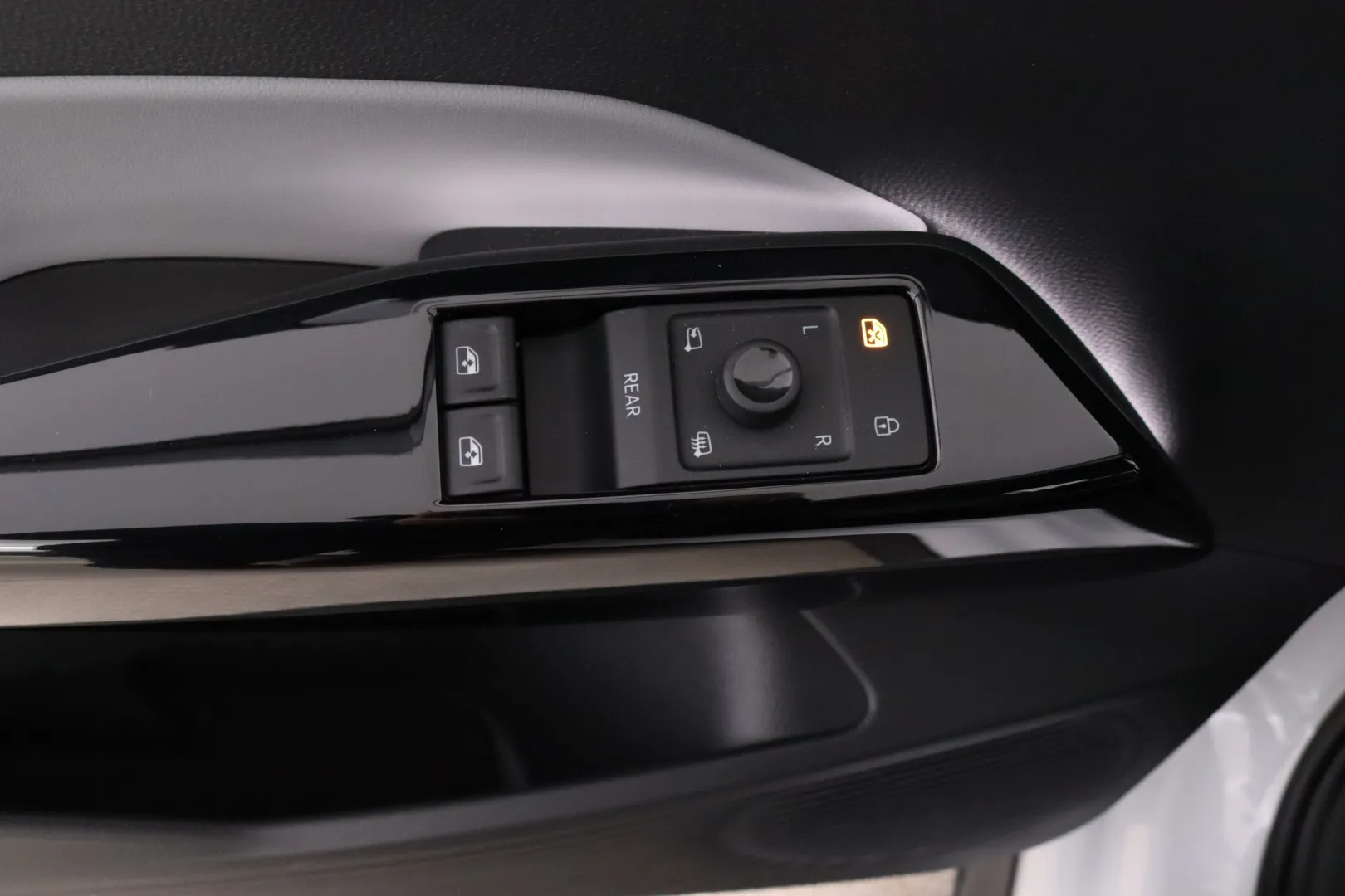 Volkswagen ID.3 OZR-965 carousel image