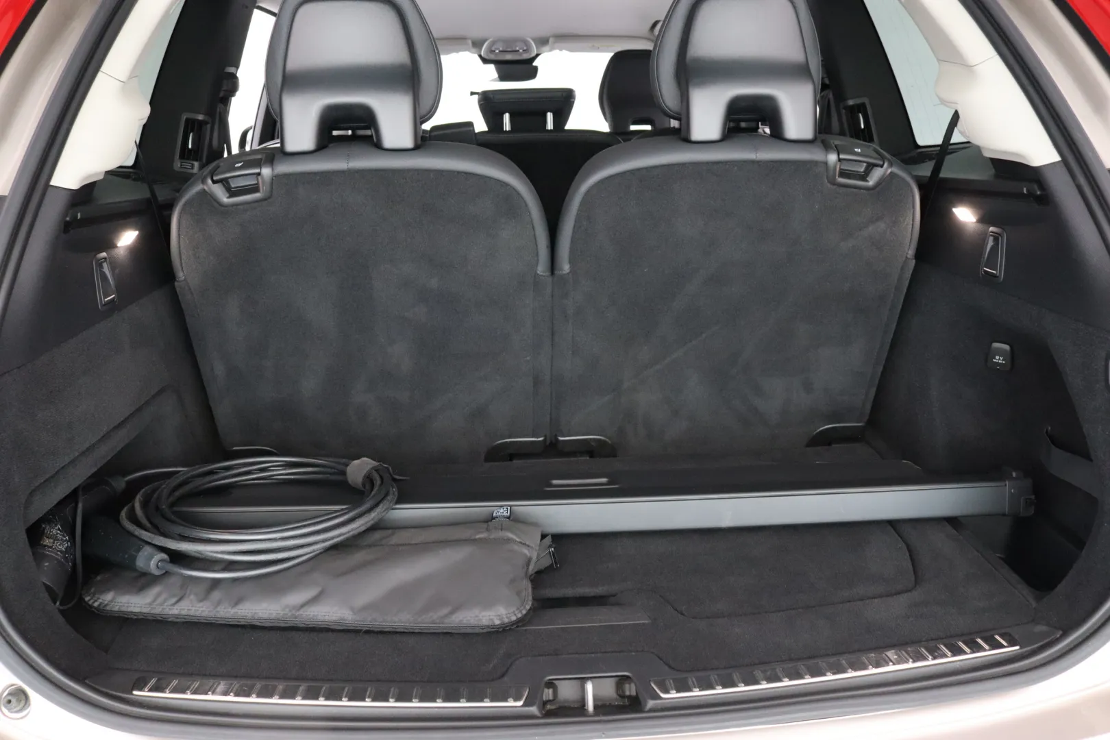 VOLVO XC90 MOR-296 carousel image